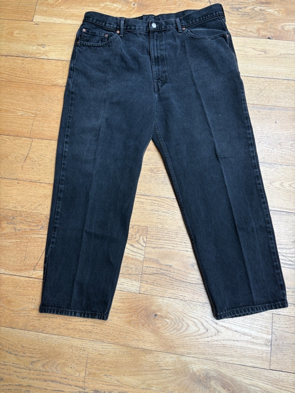 Levi's 550. 42x30